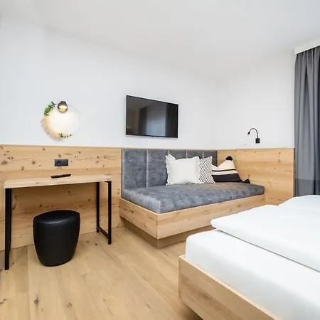 Aparthotel Jaegerheim 4*
